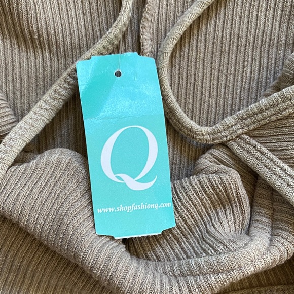 Ribbed romper - Picture 3 of 5